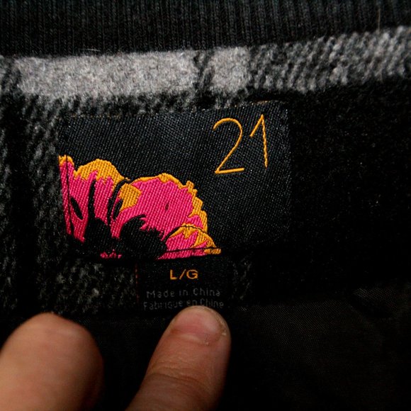 Black & White Plaid Jacket - Picture 3 of 4